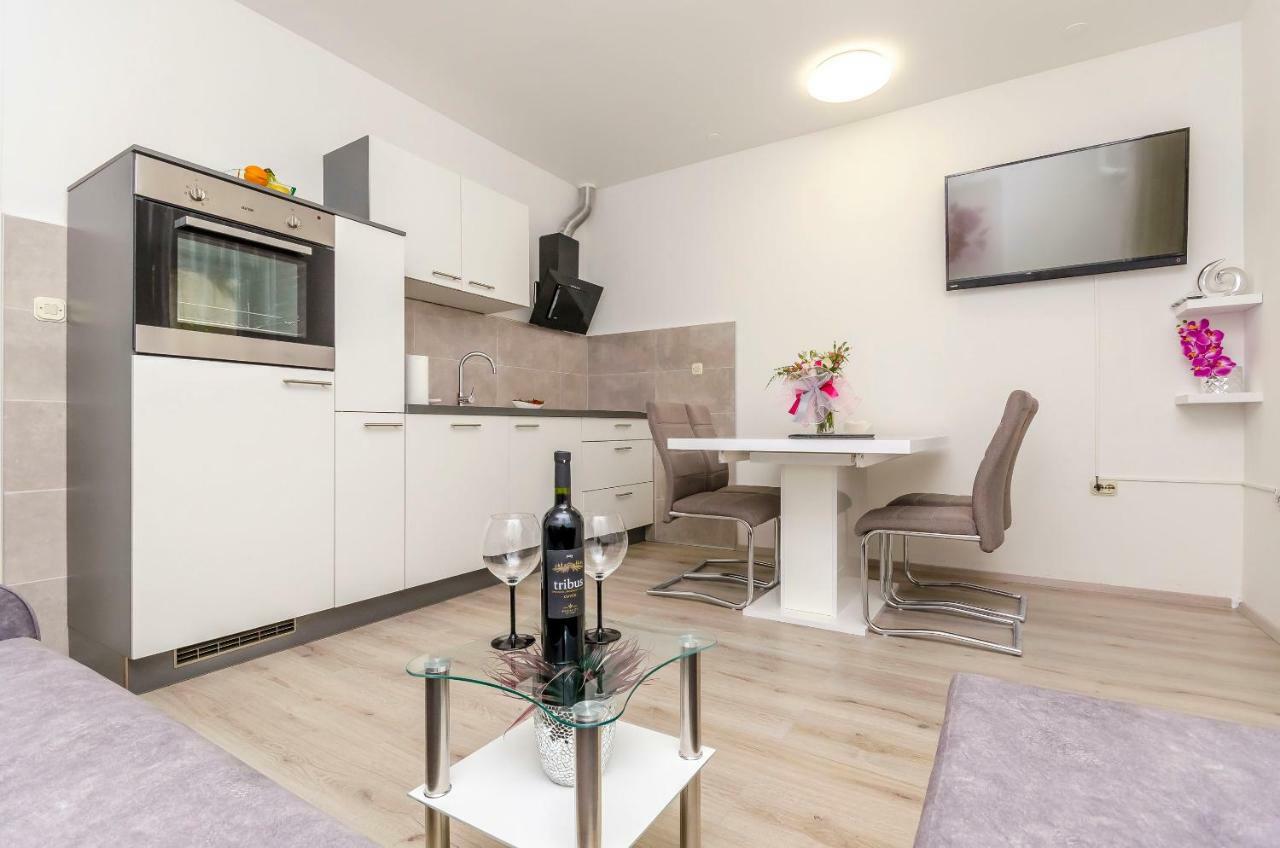Apartment Mia Trogir Exterior foto